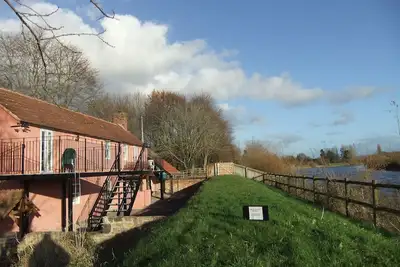 Image de Pershbrook Cottage & Garden sur la rivière Severn.