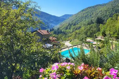 Image de Borgo Mulino, cadre unique, piscine privée, vue, wifi, restaurant à pied