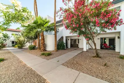 Image de 44a Casa Grande moderne grande 1bd w piscine chauffée 44a