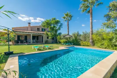 Image de Mercader - Beautiful villa, with private pool and surrounded by nature, on the outskirts o