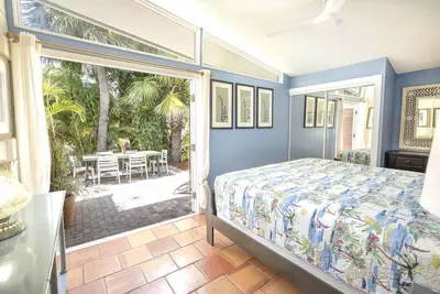 Image de Gertrudes Siesta Village Properties - short walk to Siesta's best beaches!