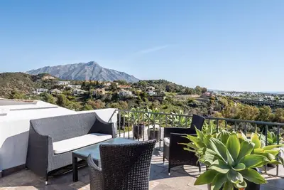 Maison luxueuse au golf La Quinta, 10 min plage, vue mer
