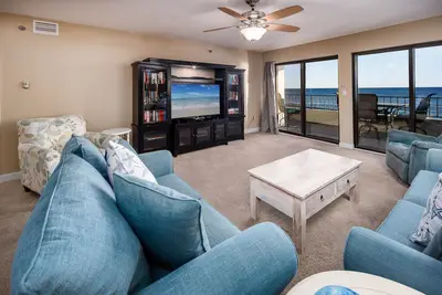 Image de Surf Dweller 510: condo Phenomenal ~ Nouveau dans les locations ~ UpGraDeD ~ B-e-a-UtiFuL