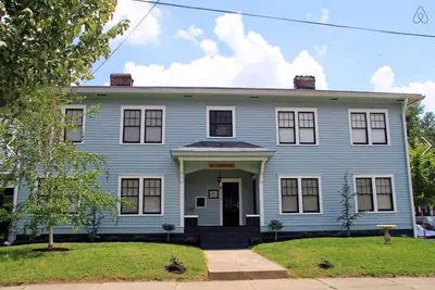 Image de Floydwood entier · Immeuble entier 14bd 4ba Victorian Area Downtown