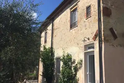 Rustique avec piscine au coeur de la Toscane