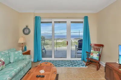 Image de Gulf View, Mexico Beach Condo, piscine communautaire, bain à remous et sauna ~ Summerhouse