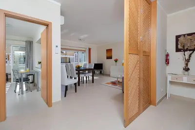 Image de Appartement à Cabanas Beach avec piscine, à 150 mètres du front de mer - 103730 \/ Al