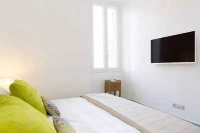 Image de Modern 1 bedroom 100m from Palais
