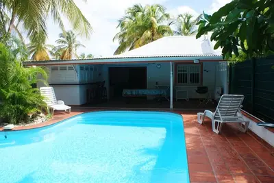 Villa à Saint François G008 2 ch piscine privée