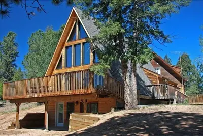 Image de Chalet de Montagne W \/ Pikes Peak Voir & Hot Tub, Louer 2-10 Bdrms.