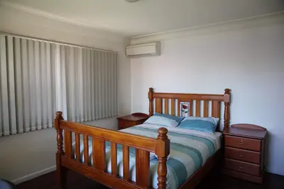 Image de Maison de 4 chambres Ă Sunnybank