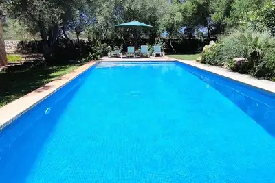 Image de Maison de Charme - 6 pax, - Wifi gratuit - Tv Sat - Piscine privée Salat