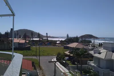 Image de Grand penthouse avec piscine face Ă la mer, plage, centre du village imbituba