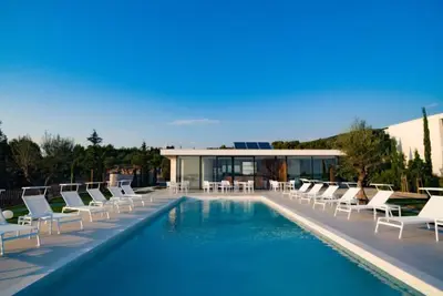 Golden Ray by Interhome