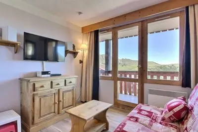 Image de Studio cabine confortable avec balcon au pied des pistes