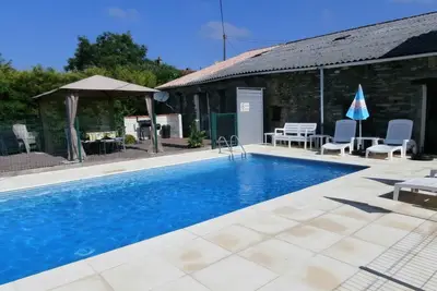 Image de Situé dans la belle Vendée, à seulement cinq minutes à pied du village.