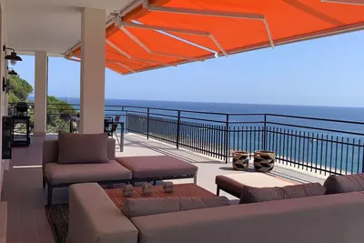 Attique « vue sur la mer » Usea Penthouse