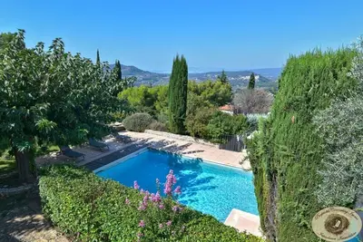 Image de Magnifique Mas provençal avec piscine et tennis sur les hauteurs du Beausset