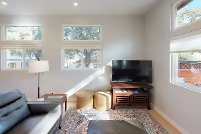 Twice is Nice - Maison 2br / 2ba finement finie au centre-ville de Paso Robles