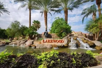 Image de Nouvellement nommé condo de luxe Ahwatukee Foothills dans un emplacement de choix