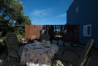 Appartement de deux chambres avec la terrasse Verunic, Dugi otok (A-14286-a)