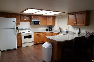Image de Appartement au sous-sol Ă quelques minutes de ski de classe mondiale