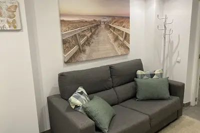 Image de Comfortable apartment with modern design, with new renovation and furniture