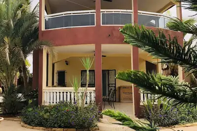 Image de Superbe Villa Avec Piscine Chauffée, 3 chambres et 3 salles de bains