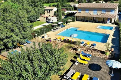 Image de Beautiful home in Raphèle-lès-Arles
