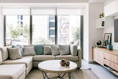 Image de Nouveau Condo De Luxe En Zone Romantique / Vieille Ville