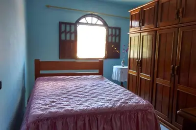 Image de Maison de 3 chambres à 4 minutes à pied du centre ville.