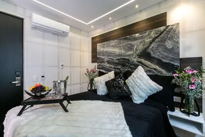 Image de Chambre de luxe avec fenêtre