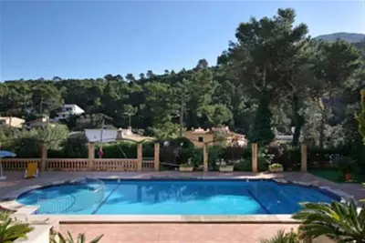 Image de Apt. PEQUEÑO Rosales, 1 lit. , Piscine communautaire, Wifi, près de la plage 400 m