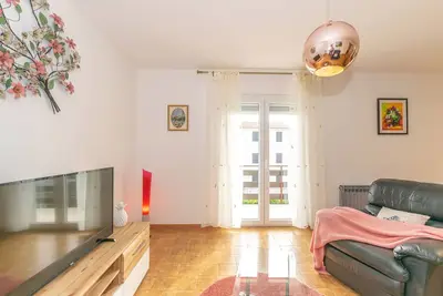 Image de Family house with 2 apartments - Irma