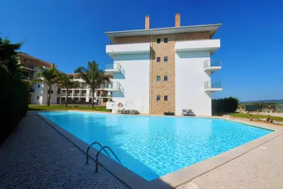 Image de Pebble - Appartement d'une chambre (4 personnes) avec piscine et court de tennis