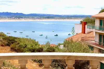 Image de Lighthouse - Maison de vacances de 3 étages avec vue sur la mer