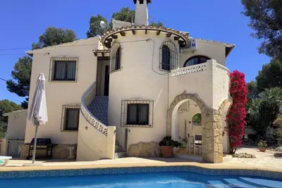 Image de Nouvelle liste! Fabuleuse villa adaptée aux familles, marcheurs, couples