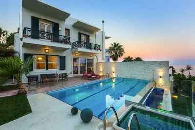 Image de Villa à Episkopi avec piscine privée