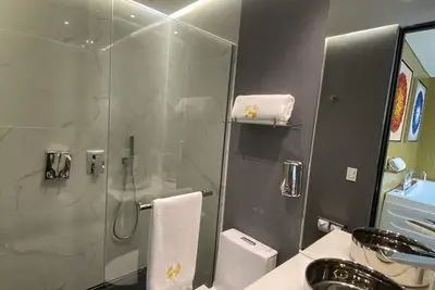 Image de Chambre de luxe avec jacuzzi