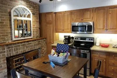 Image de Romantice Poolside Treme Condo