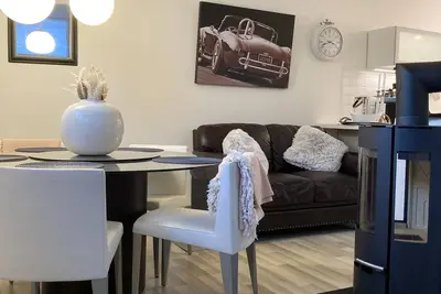 Image de Bullseye Kristiansand Appartement près de la ville, du zoo et de la plage. Jardin privé