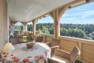 Image de Appartement confortable avec 4 chambres et vue panoramique sur la Forêt-Noire