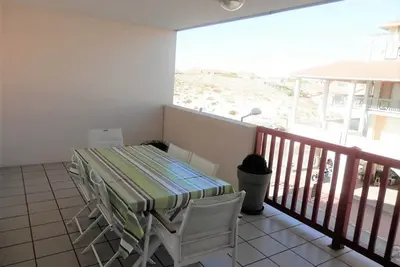 Image de Bel appartement T3 à 30m de la plage, terrasse, idéal familles