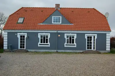 Image de 32 persons. 455 m2 luxury holiday home with swimming pool