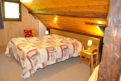 Image de Outrechenais grange aux loups