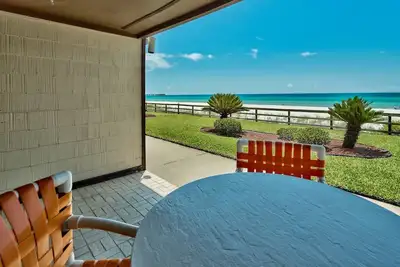 Image de Sortez votre porte de la plage / Marche Pour Pier Park, Beach Front