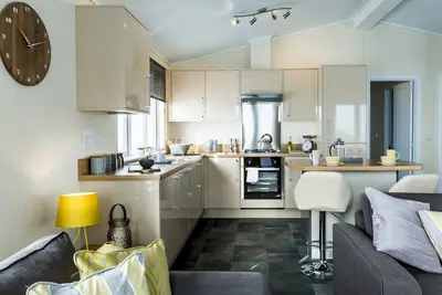 Image de Three Bedroom Lodge 11