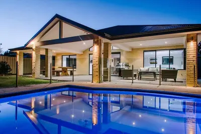 Image de Fairways Spacious Pool House by the Golf Course