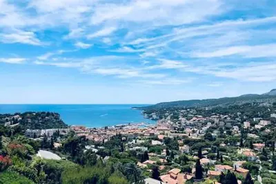 Appartement avec vue sur le cap canaille et le village