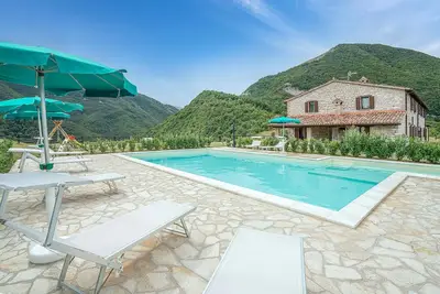 Image de Superbe maison à Apecchio (Pu)